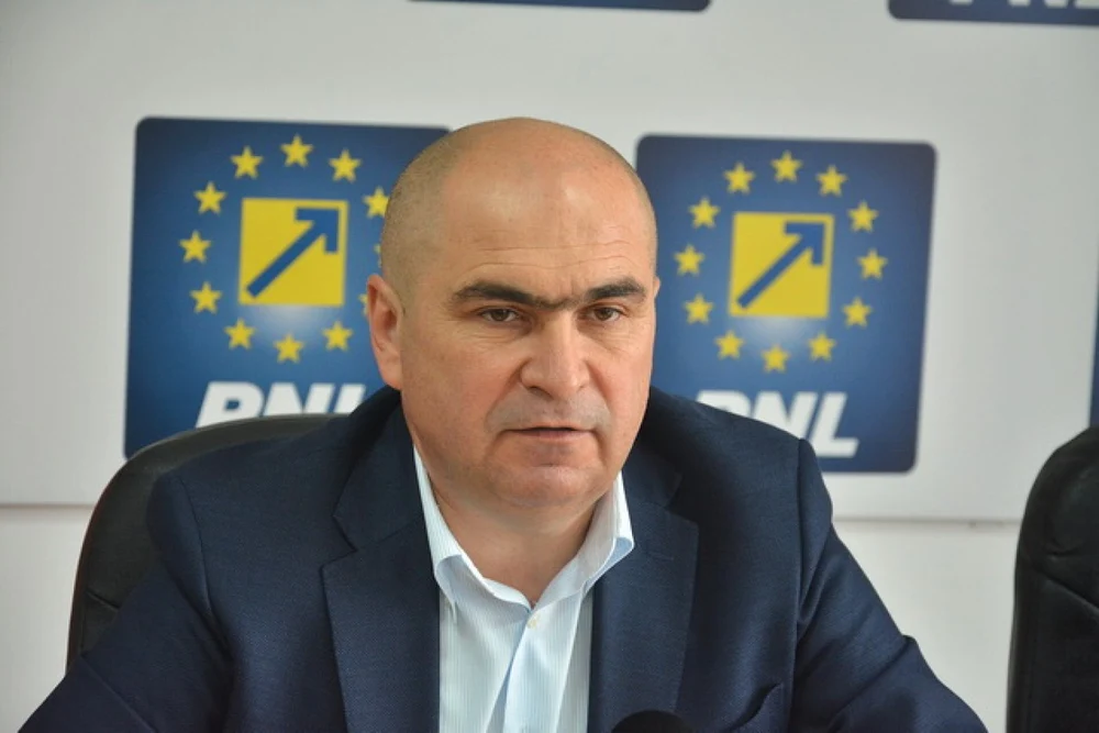 5bb21d867ad4cc970064887af9d19fec-4