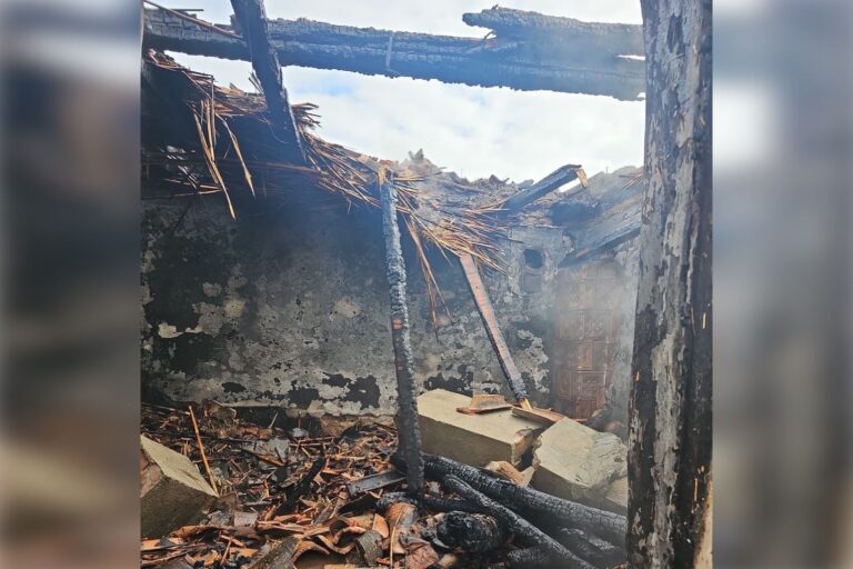 bcc0ed0a00e18dbf303db69424810405