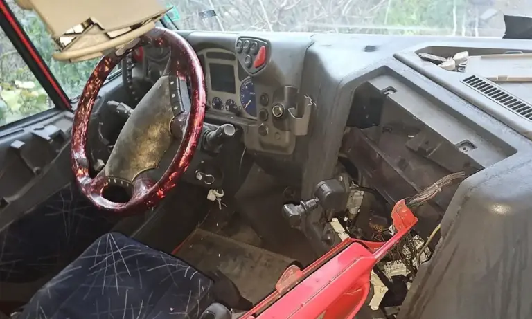 2129bcd3c49859ffe0f39142adbb472e-1