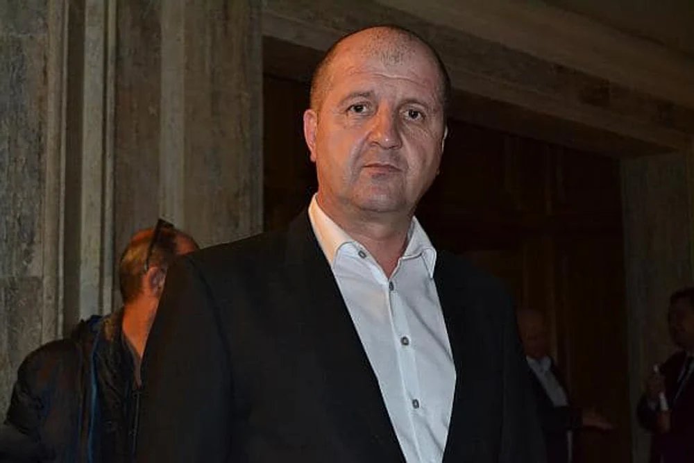 5044f2767816b63d108379290fc7f5e4-1