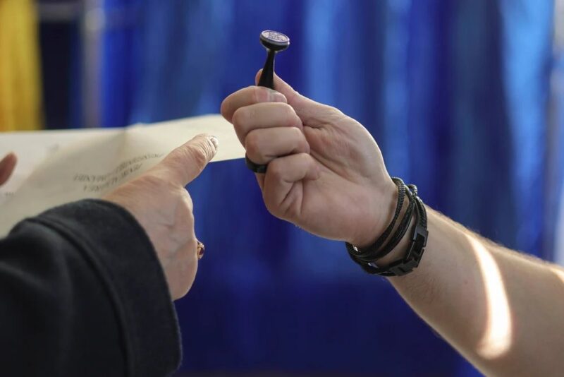 5ff17288d5b6f13a3d39cf4a605f5052