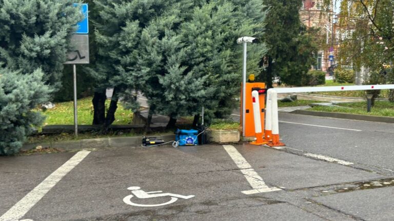 729573daf52716b348ff9fa7d1c42e69-2