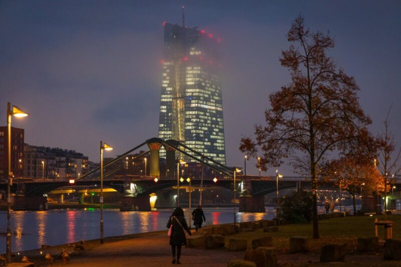 ab2137f68003fbab473ea24fce40a2c8-2