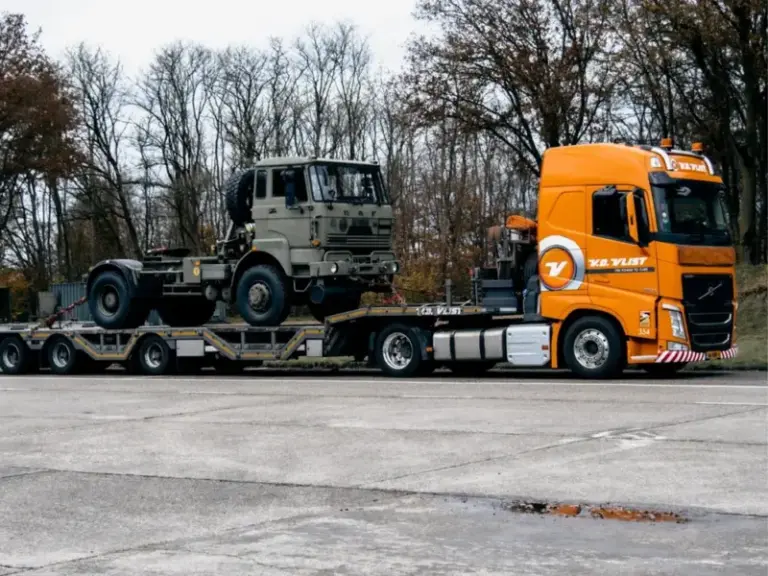 dcf9f9d7b60358487f91209d1ee20c94