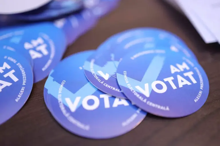 ee6f4f256f2e1de1ad048989d09c2647