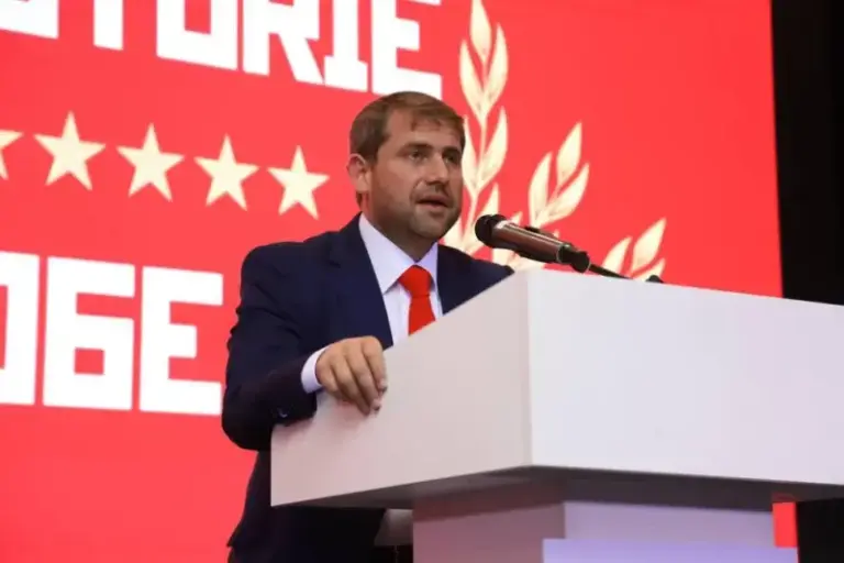 66d98e8e06c9cc51a6f009dc92c40b52