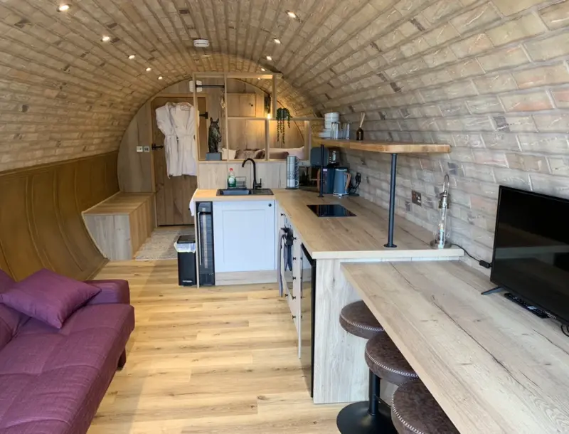 90de733c2d54421c3e85a4683fb7a03a