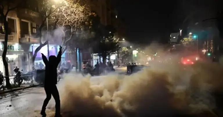 f0107489d4017d48679307ce870fd1de