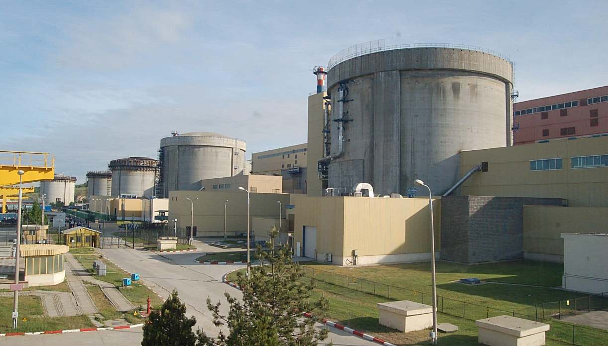 20eb8fa6da112b5e9150e37d82af9e7d-5