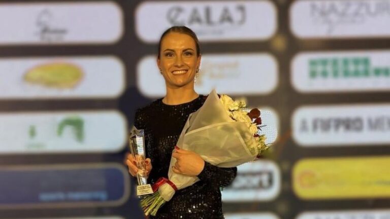 0b5a0a8bf4fa429a219173ebad43b84d-1