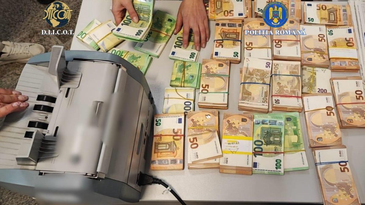 4305d7987c57d70f0c316e67256e78c4-1