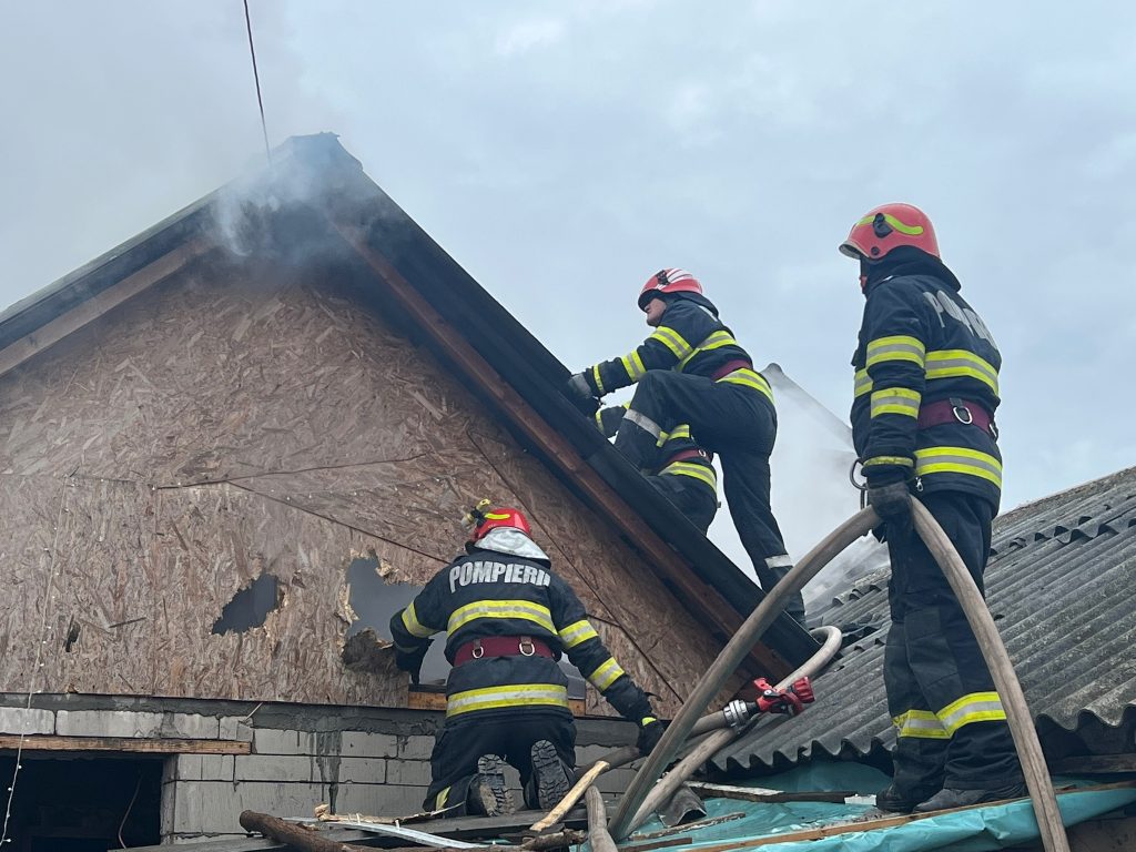 4a84953c176d293a2471670ad13c29b3