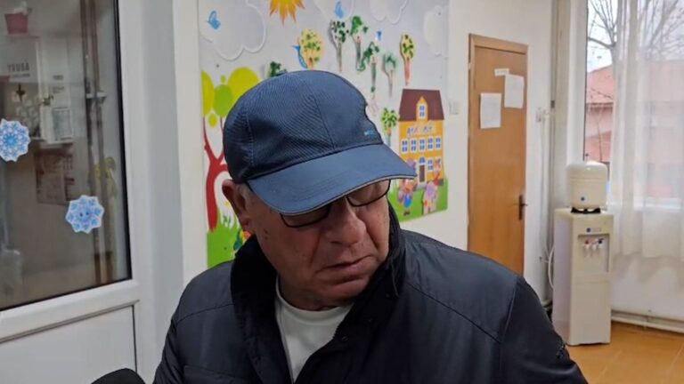 b8e49456475e02f4c1df9363eaeacddf-1