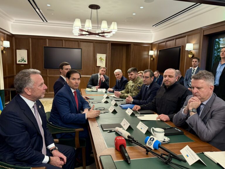 ba893a5fb3e29462a5e44e07b8b7585e