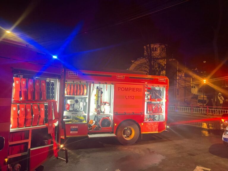 cbdc4d939ae13278717adf4fd69560e8-1