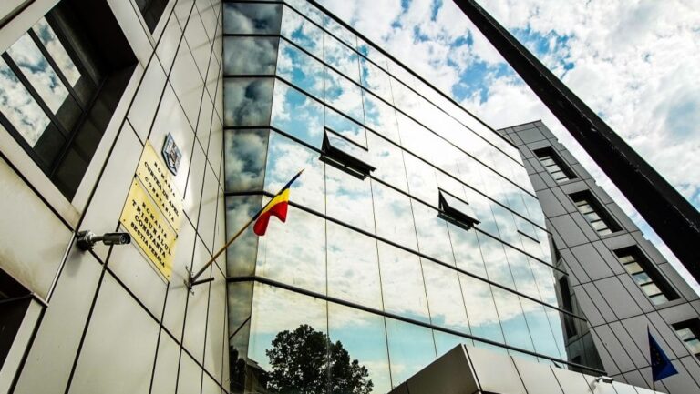 ceca3767fc8bbdb9262f2f786dc18971